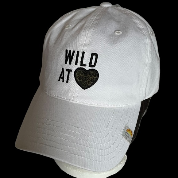 C&C California Accessories - Set of 2 C&C California “Wild At Heart“ White Baseball Hat in OS.
